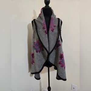 See And Be Seen Gray and Purple Floral Vest Shawl